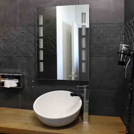 Logis De La Truffe Szálloda 3*