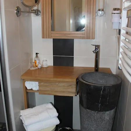 Logis De La Truffe 3*