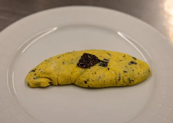 Hotel Logis De La Truffe