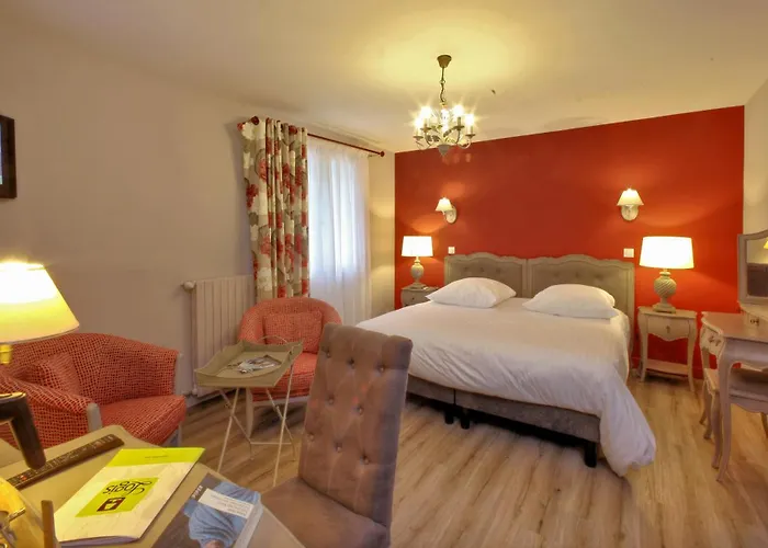 Logis De La Truffe Hotel 3*