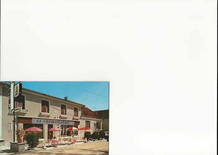 Hotel Logis De La Truffe 3*